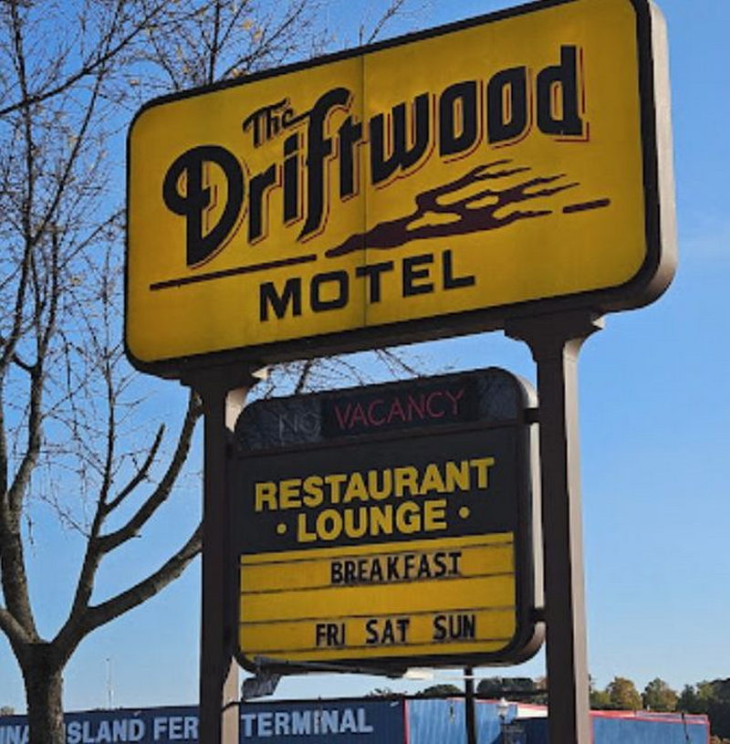 Driftwood Motel (Dannys Motel) - From Website (newer photo)